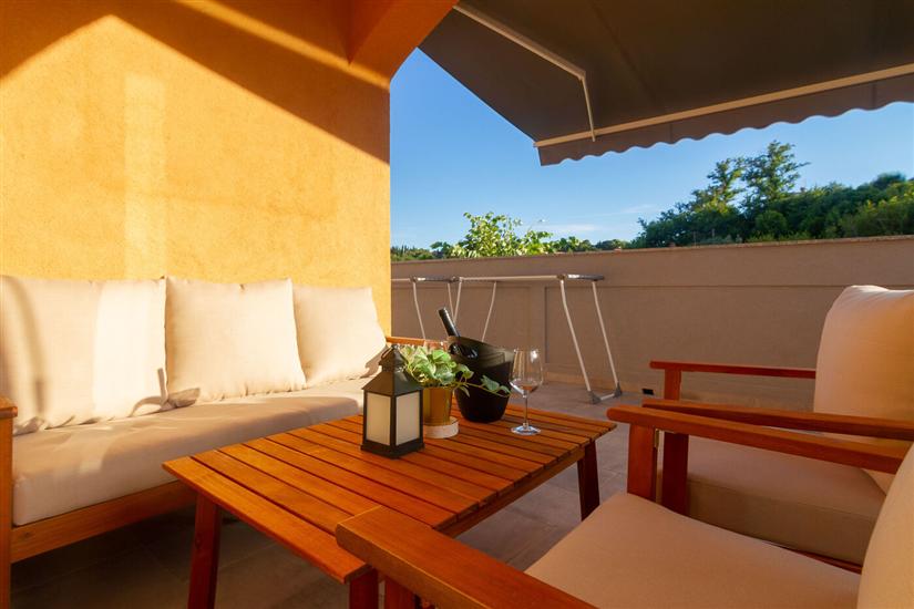 Apartment A1, for 6 persons