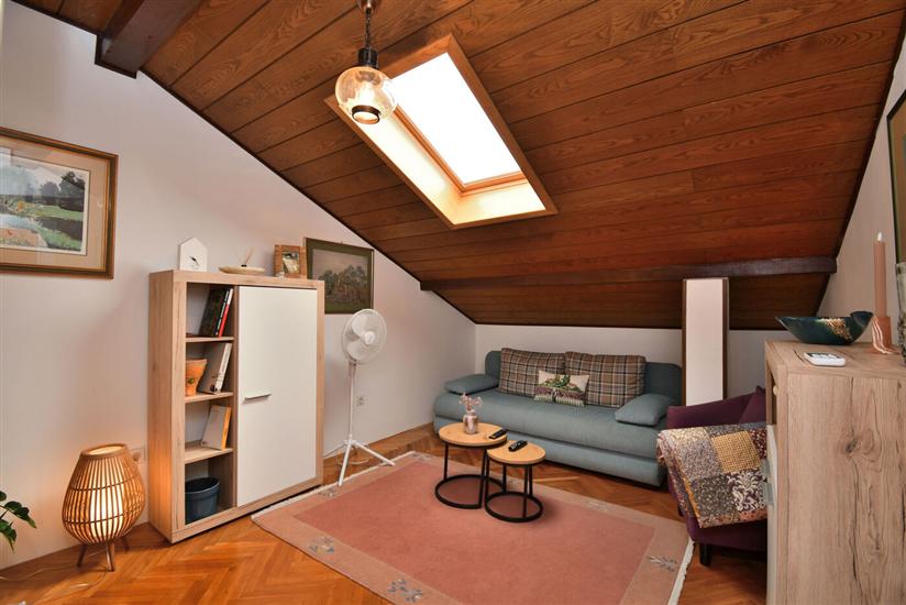 Apartment A2, for 5 persons