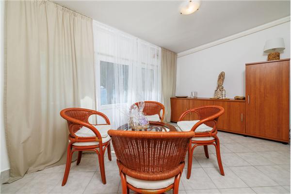 Apartment A1, for 4 persons