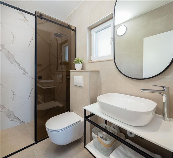 House K1, for 13 persons