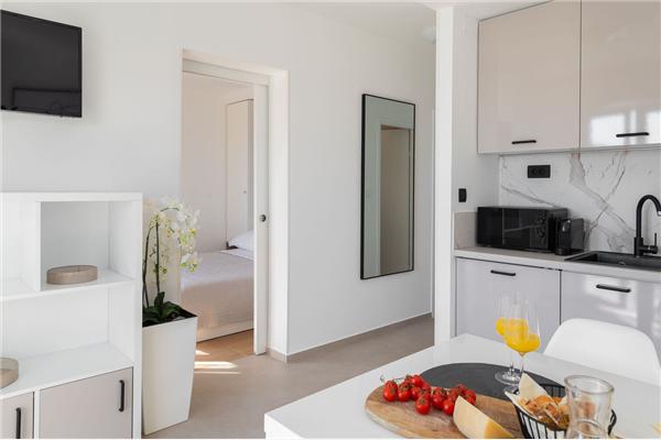 House K1, for 13 persons