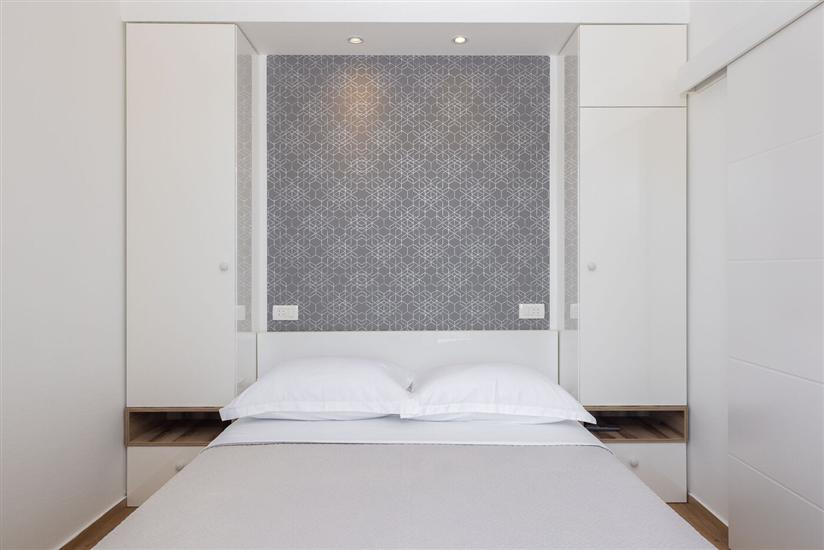 House K1, for 13 persons