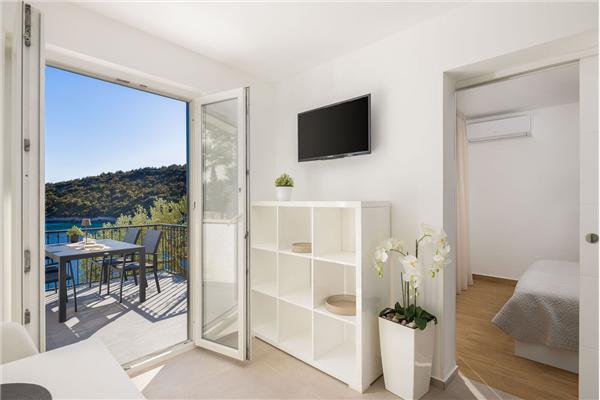 House K1, for 13 persons