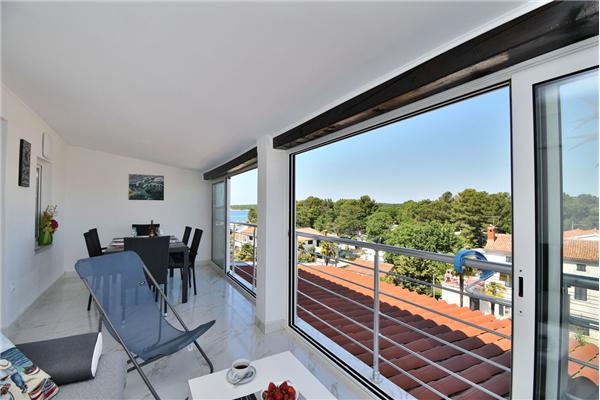 Apartment A2, for 6 persons