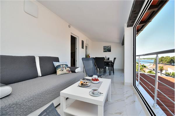 Apartment A2, for 6 persons