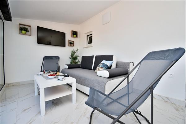 Apartment A2, for 6 persons