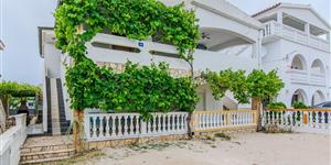 Apartman - Slatina - otok Vir