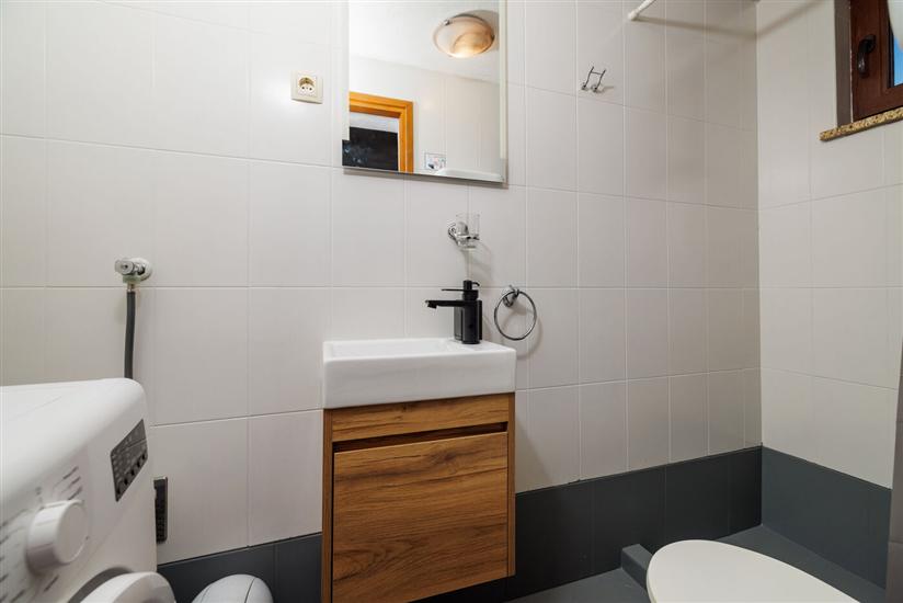 House K1, for 5 persons