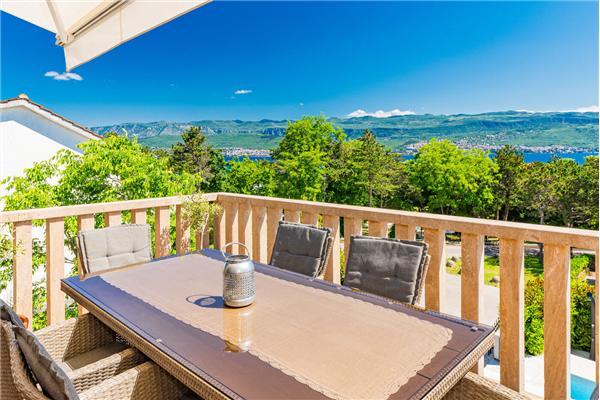 Apartment A1, for 5 persons