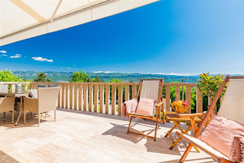 Apartment A1, for 5 persons