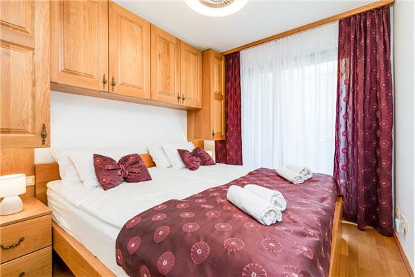 Apartment A1, for 5 persons