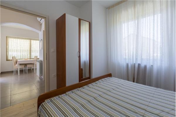 Apartment A2, for 5 persons