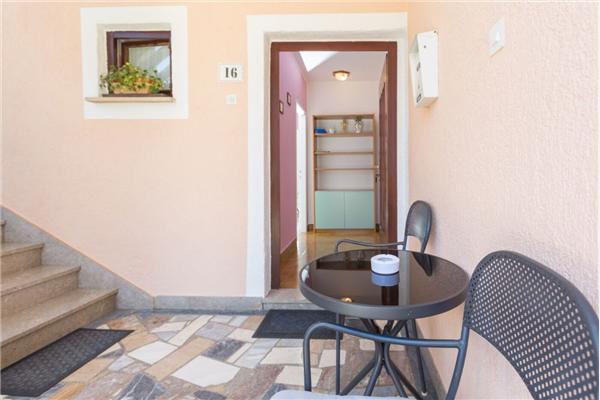 Apartment A1, for 2 persons