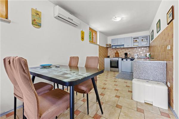 Apartment A1, for 4 persons