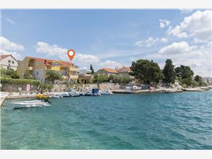 Apartments Marica Brodarica, Size 90.00 m2, Airline distance to the sea 50 m, Airline distance to town centre 100 m