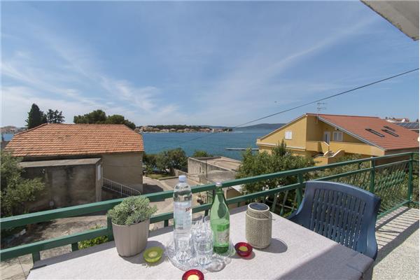 Apartment A1, for 6 persons