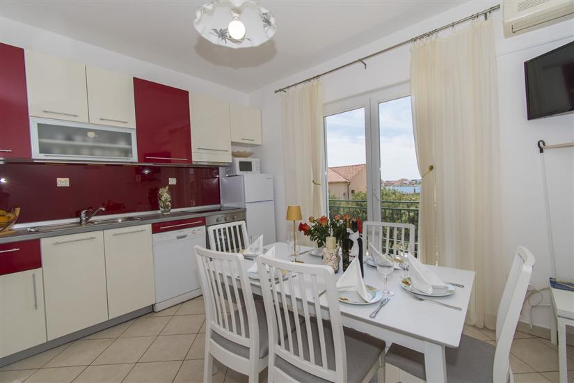 Apartment A1, for 6 persons