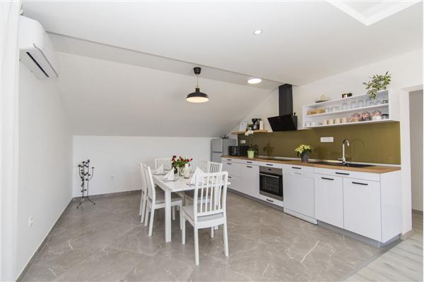 Apartment A2, for 4 persons