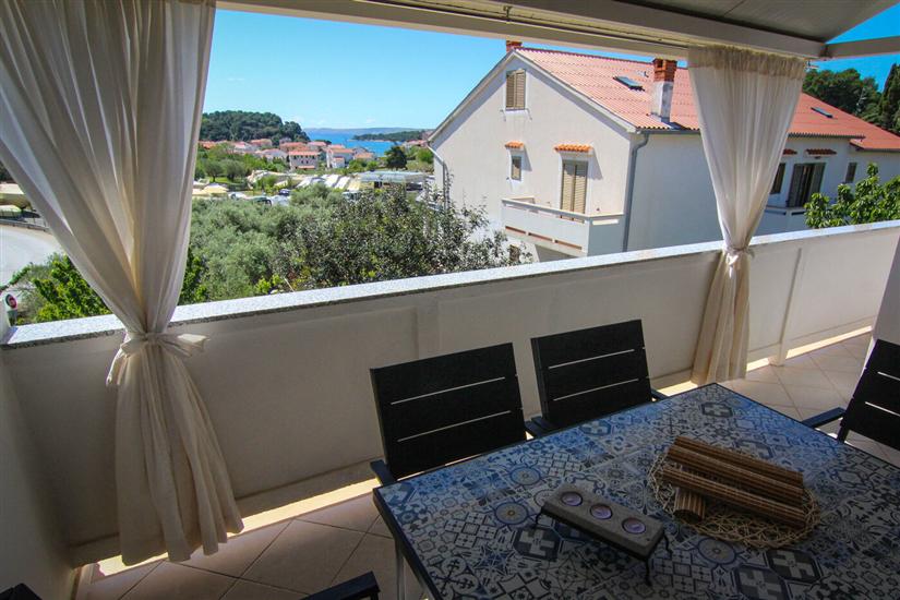 Apartment A5, for 5 persons