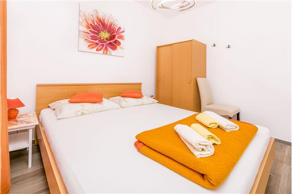 Apartment A1, for 4 persons