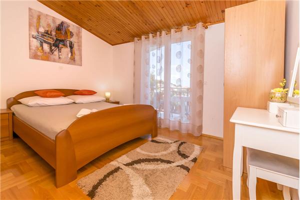 Apartment A3, for 8 persons