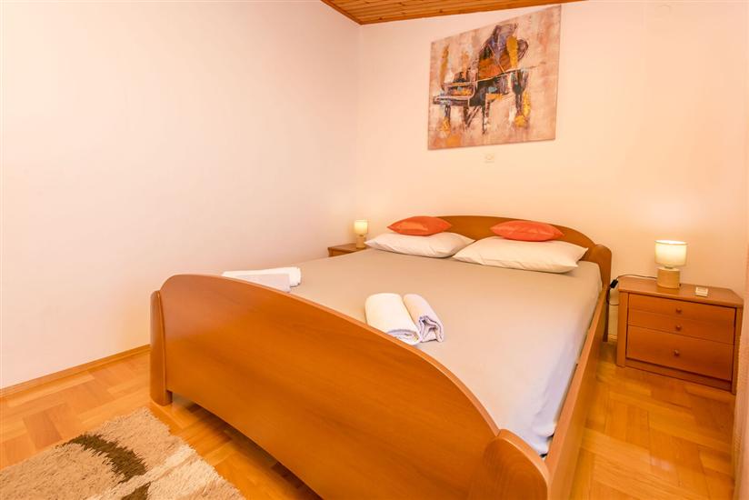 Apartment A3, for 8 persons