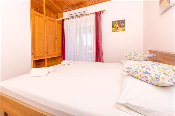 Apartment A3, for 8 persons