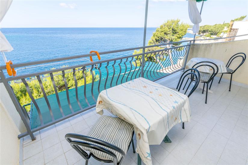 Apartment A3, for 8 persons