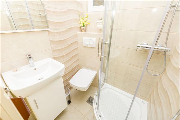 Apartment A3, for 8 persons