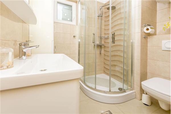 Apartment A3, for 8 persons