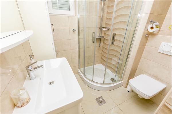 Apartment A3, for 8 persons