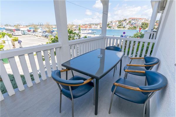 Apartment A1, for 4 persons