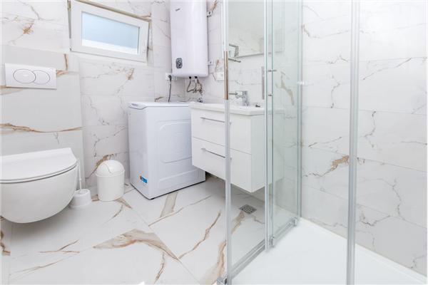 Apartment A4, for 6 persons