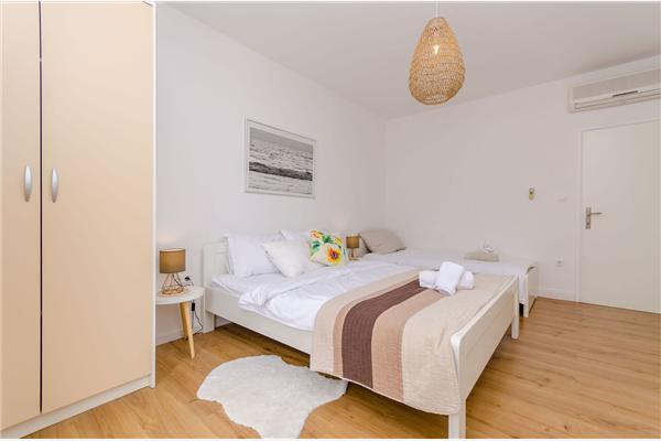 Apartment A1, for 4 persons