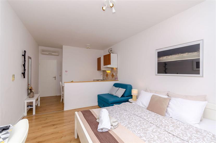 Apartment A2, for 3 persons