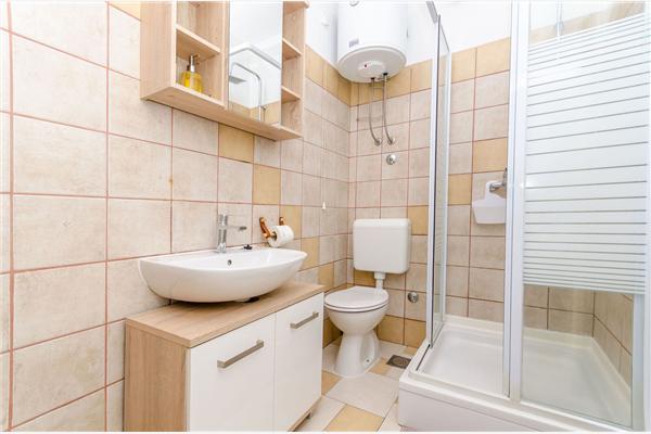 Apartment A2, for 3 persons