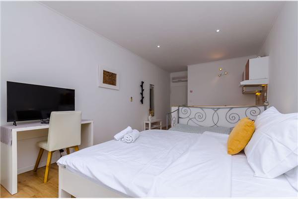 Apartment A4, for 3 persons