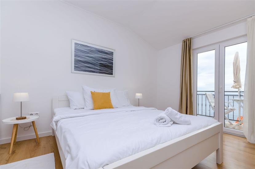 Apartment A4, for 3 persons