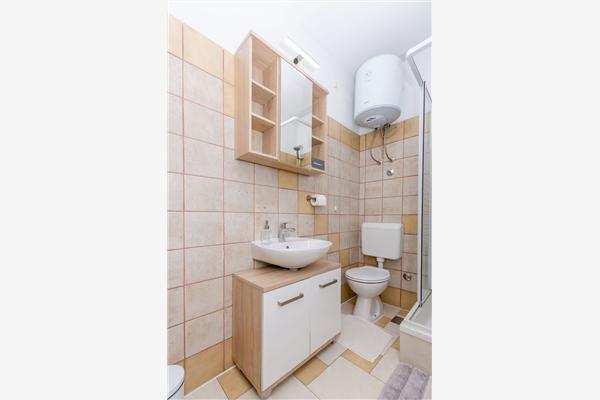 Apartment A4, for 3 persons