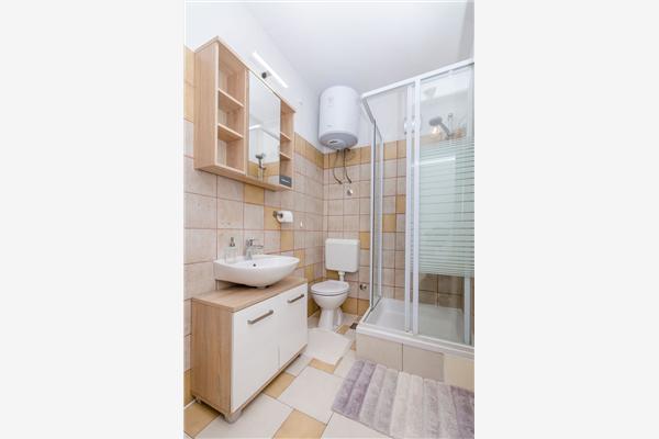 Apartment A4, for 3 persons