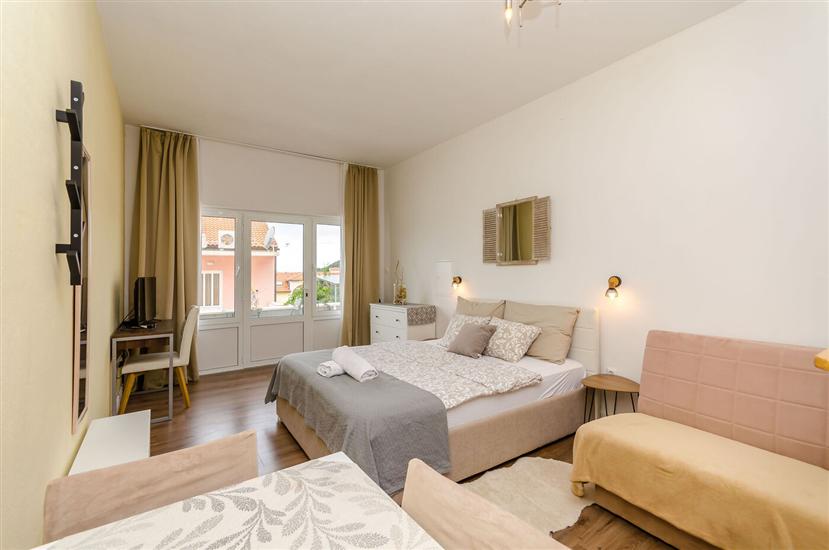 Apartment A5, for 3 persons