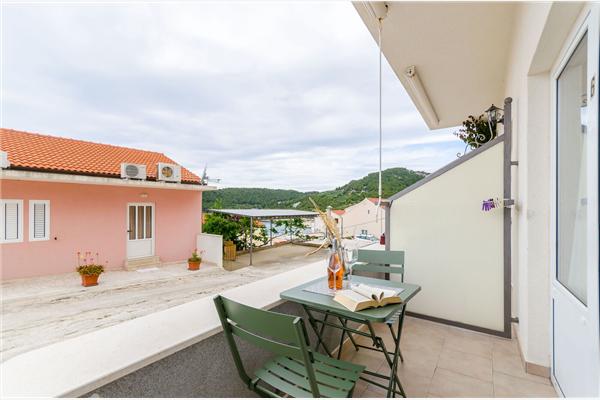 Apartment A6, for 3 persons