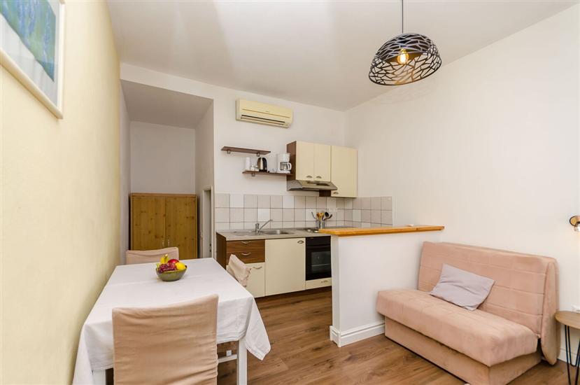 Apartment A6, for 3 persons