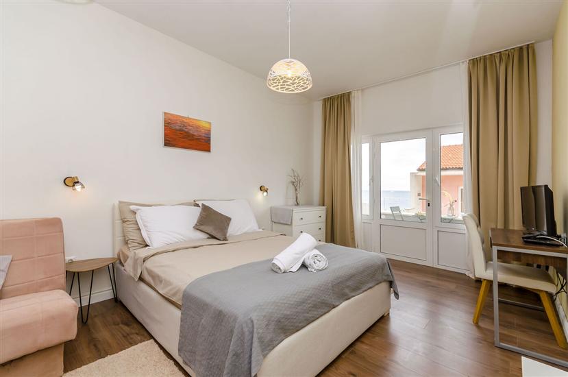 Apartment A6, for 3 persons