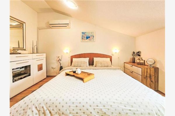 Apartment A1, for 6 persons