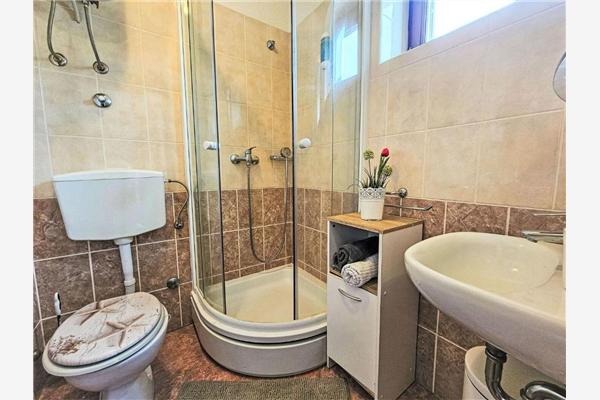 Apartment A1, for 6 persons