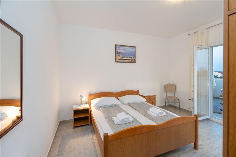 Apartment A1, for 7 persons