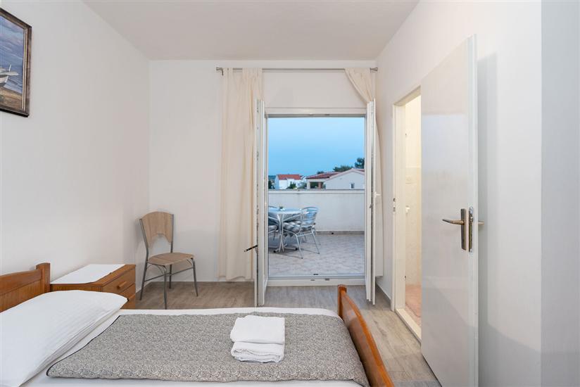 Apartment A1, for 7 persons