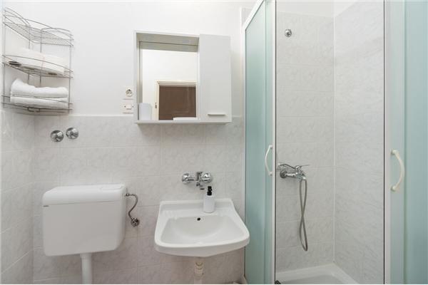 Apartment A1, for 7 persons