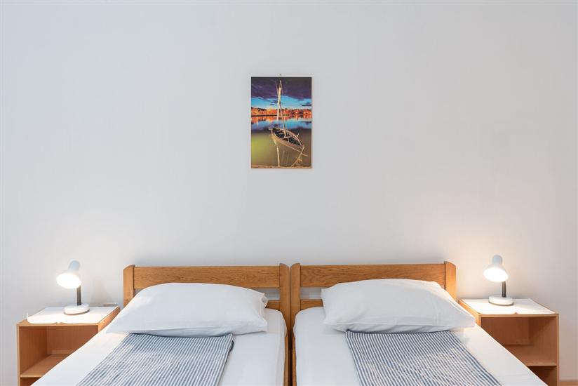 Apartment A1, for 7 persons